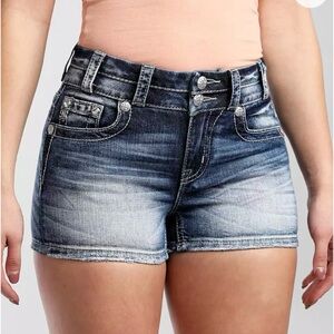 EUC Miss Me Curvy Mid-Rise Stretch Short—sz 34